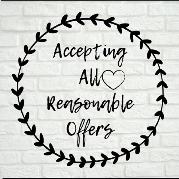 ▶NEW DIAMOND DAINTY RADIANT CUT CARVED 925 STERLING SILVER ETERNITY RING, K997 - Picture 2 of 5